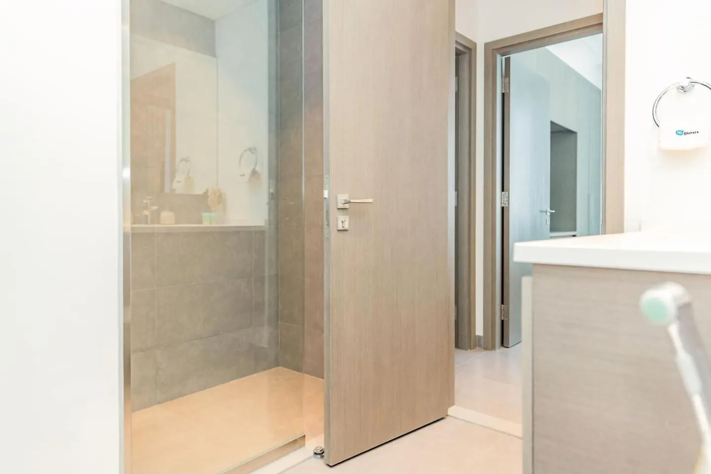 Higuests - Creekside Stylish 3Br Apartment With Views Dubai United Arab Emirates