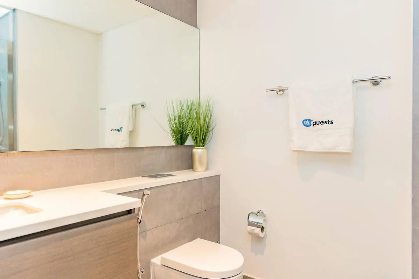 Higuests - Creekside Stylish 3Br Apartment With Views Dubai